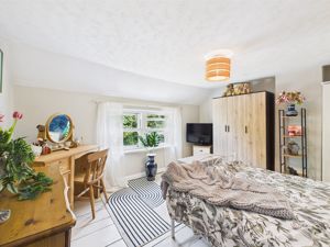 Bedroom- click for photo gallery